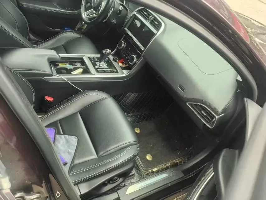 2019 HongQi H7 2.0T 204HP L4 6AT,autocango,china used car exporter,china ev exporter,chinese used car exporter,chinese used ev exporter