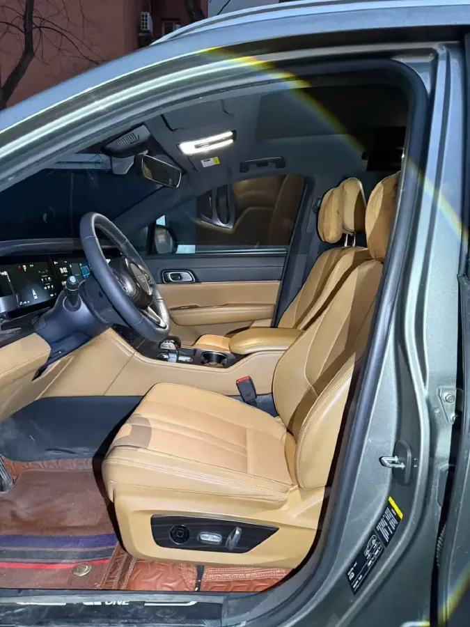 2020 Li ONE Range Extended 131HP REEV 40.5KWH,autocango,china used car exporter,china ev exporter,chinese used car exporter,chinese used ev exporter