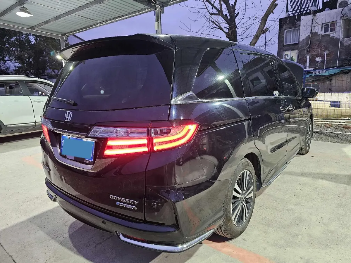 2021 Honda Odyssey 2.0L 146HP L4 E-CVT Hybrid,autocango,china used car exporter,china ev exporter,chinese used car exporter,chinese used ev exporter