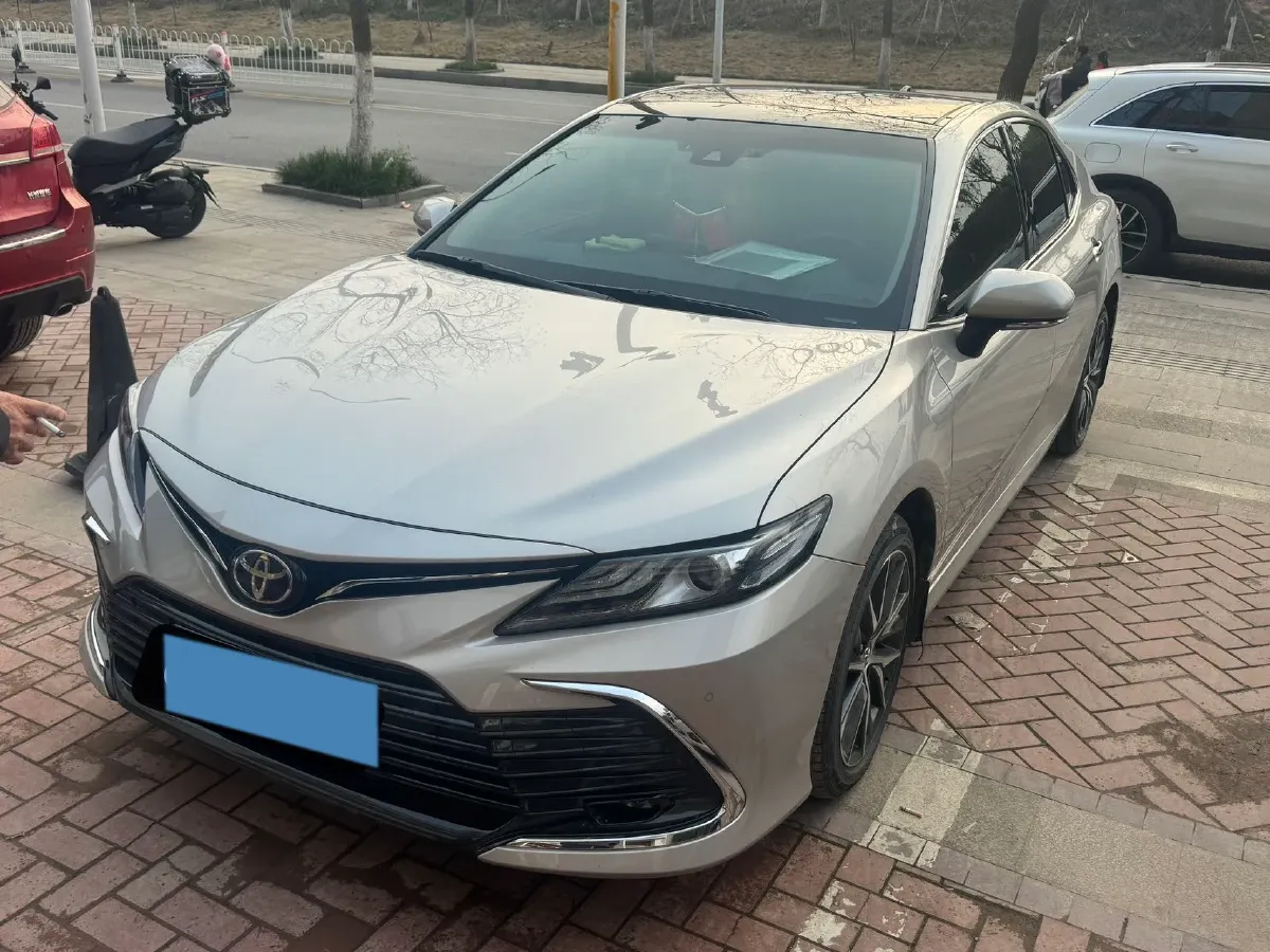 2021 Toyota Camry 2.5L 209HP L4 8AT,autocango,china used car exporter,china ev exporter,chinese used car exporter,chinese used ev exporter