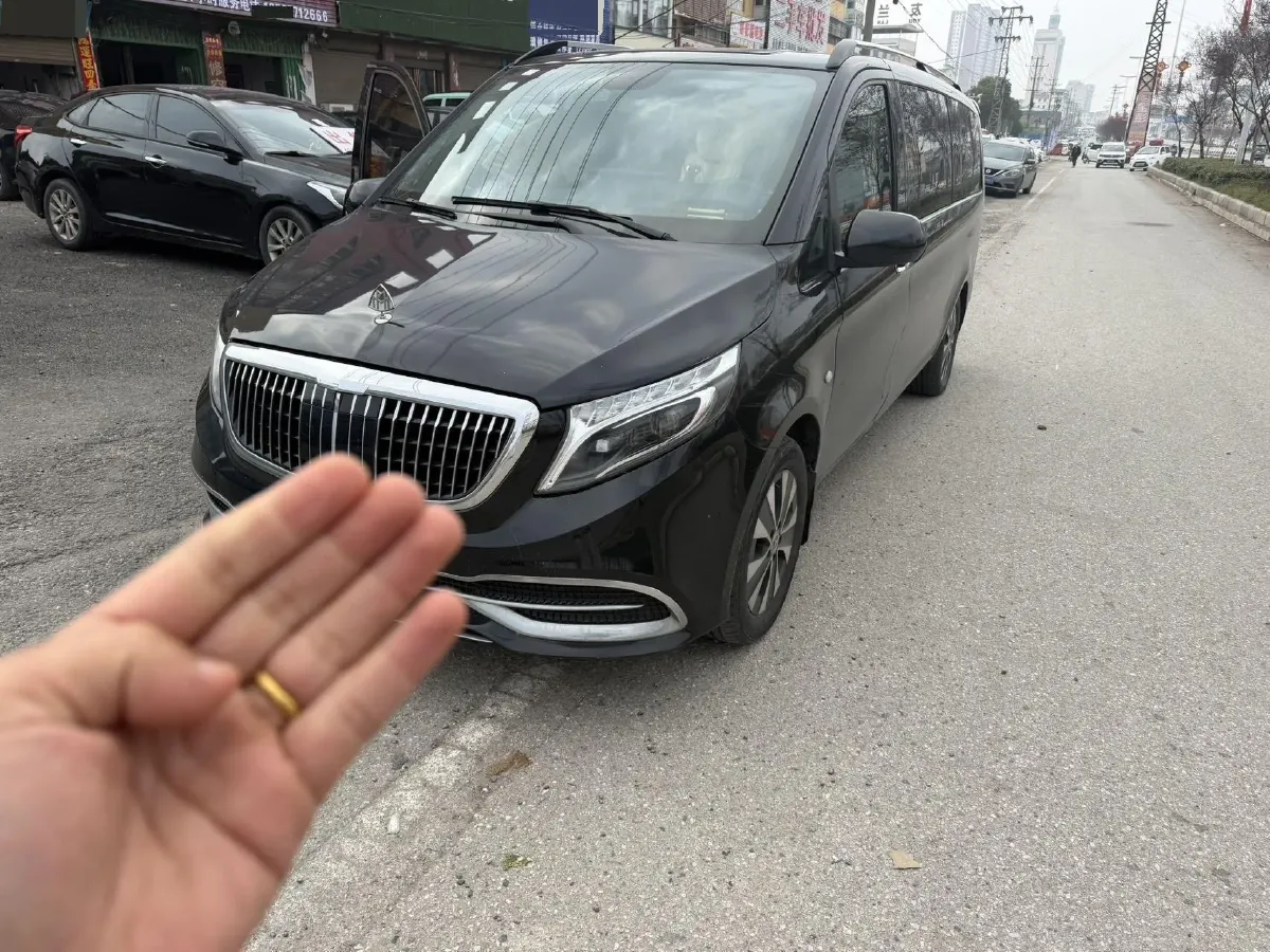 2021 Mercedes-Benz Vito 2.0T 211HP L4 9AT,autocango,china used car exporter,china ev exporter,chinese used car exporter,chinese used ev exporter