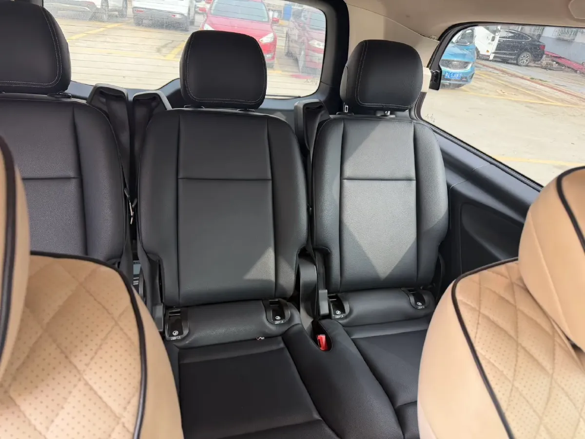 2021 Mercedes-Benz Vito 2.0T 211HP L4 9AT,autocango,china used car exporter,china ev exporter,chinese used car exporter,chinese used ev exporter