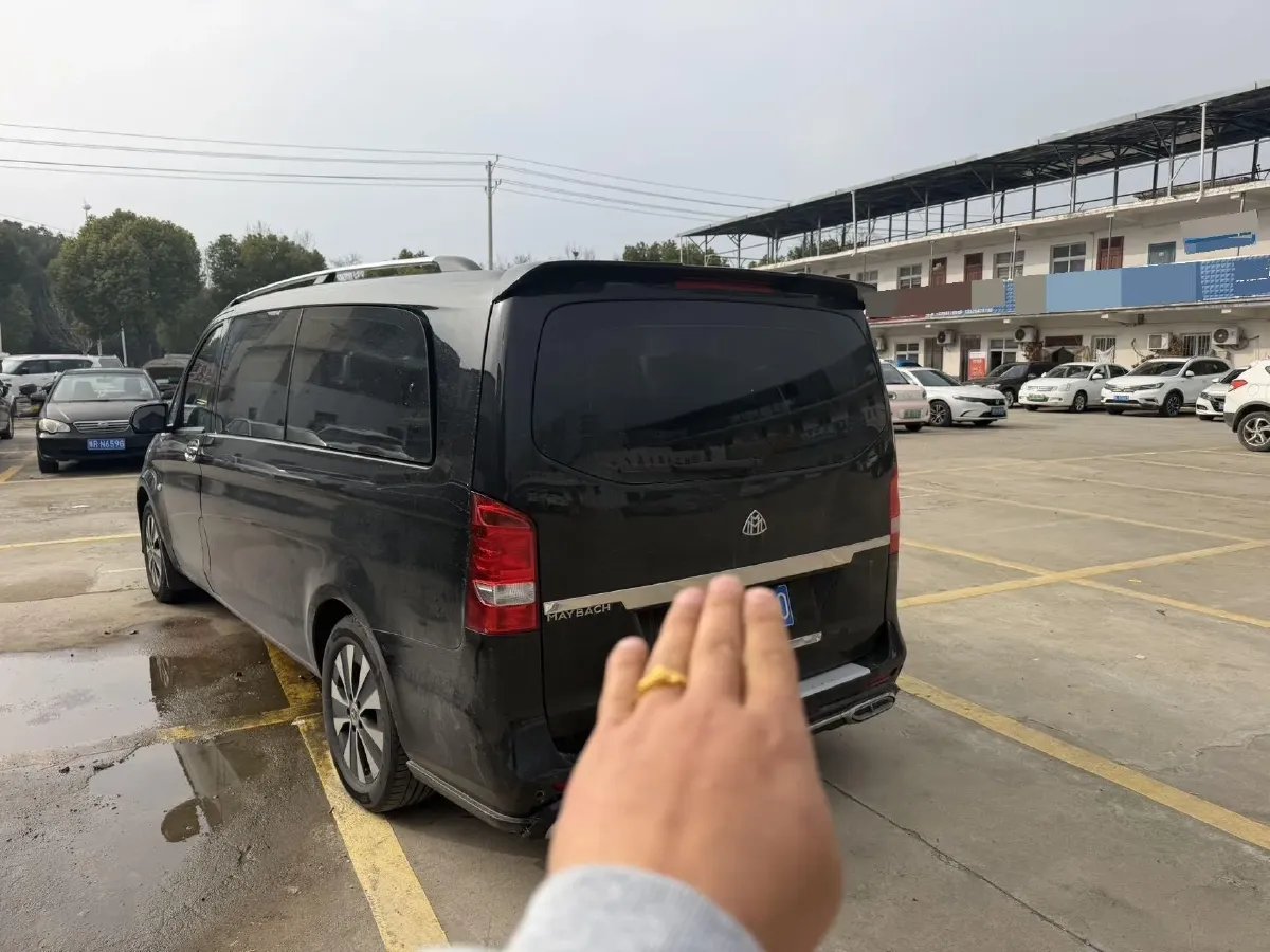 2021 Mercedes-Benz Vito 2.0T 211HP L4 9AT,autocango,china used car exporter,china ev exporter,chinese used car exporter,chinese used ev exporter