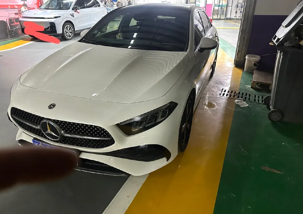 2023 Mercedes-Benz A Class 1.3T 163HP L4 7DCT,autocango,china used car exporter,china ev exporter,chinese used car exporter,chinese used ev exporter
