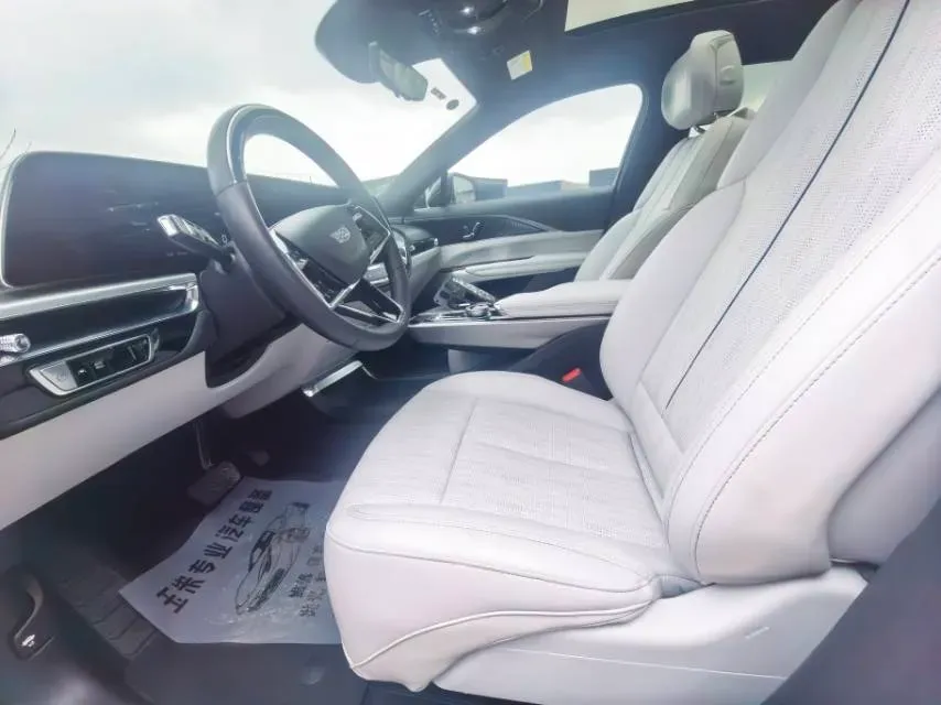 2022 Cadillac IQ Lyriq BEV 95.7KWH,autocango,china used car exporter,china ev exporter,chinese used car exporter,chinese used ev exporter