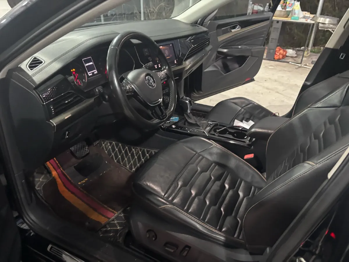 2019 Skoda Kodiak 2.0T 186HP L4 7DCT,autocango,china used car exporter,china ev exporter,chinese used car exporter,chinese used ev exporter