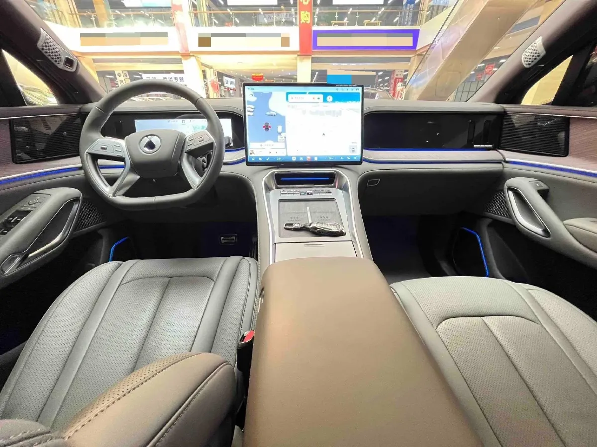 2025 Denza DenzaN9 2.0T 207HP L4 E-CVT PHEV,autocango,china used car exporter,china ev exporter,chinese used car exporter,chinese used ev exporter