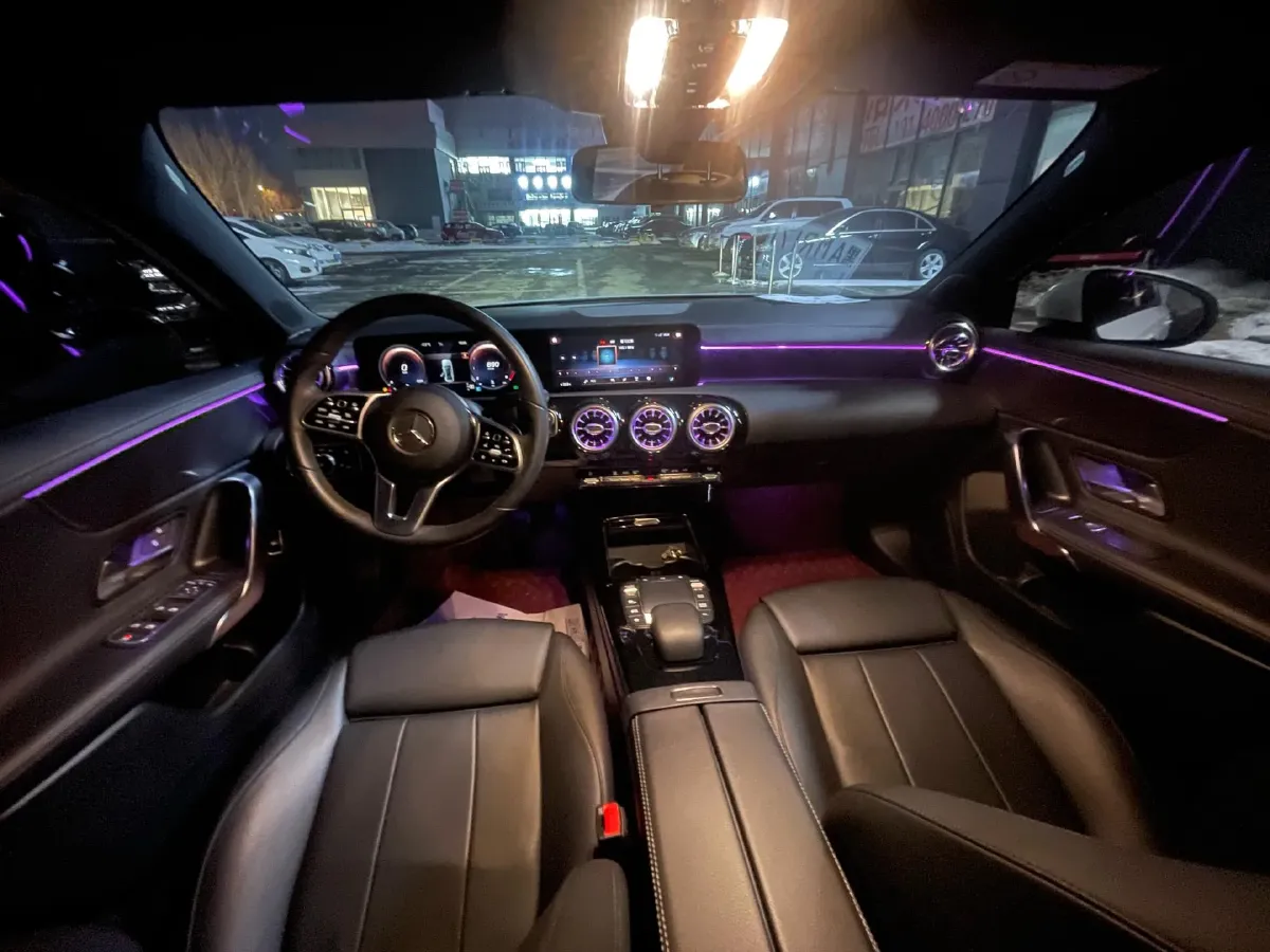 2021 Mercedes-Benz A Class 1.3T 163HP L4 7DCT,autocango,china used car exporter,china ev exporter,chinese used car exporter,chinese used ev exporter