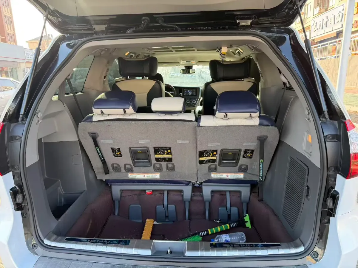 2018 DS 7 1.6T 220HP L4 8AT,autocango,china used car exporter,china ev exporter,chinese used car exporter,chinese used ev exporter