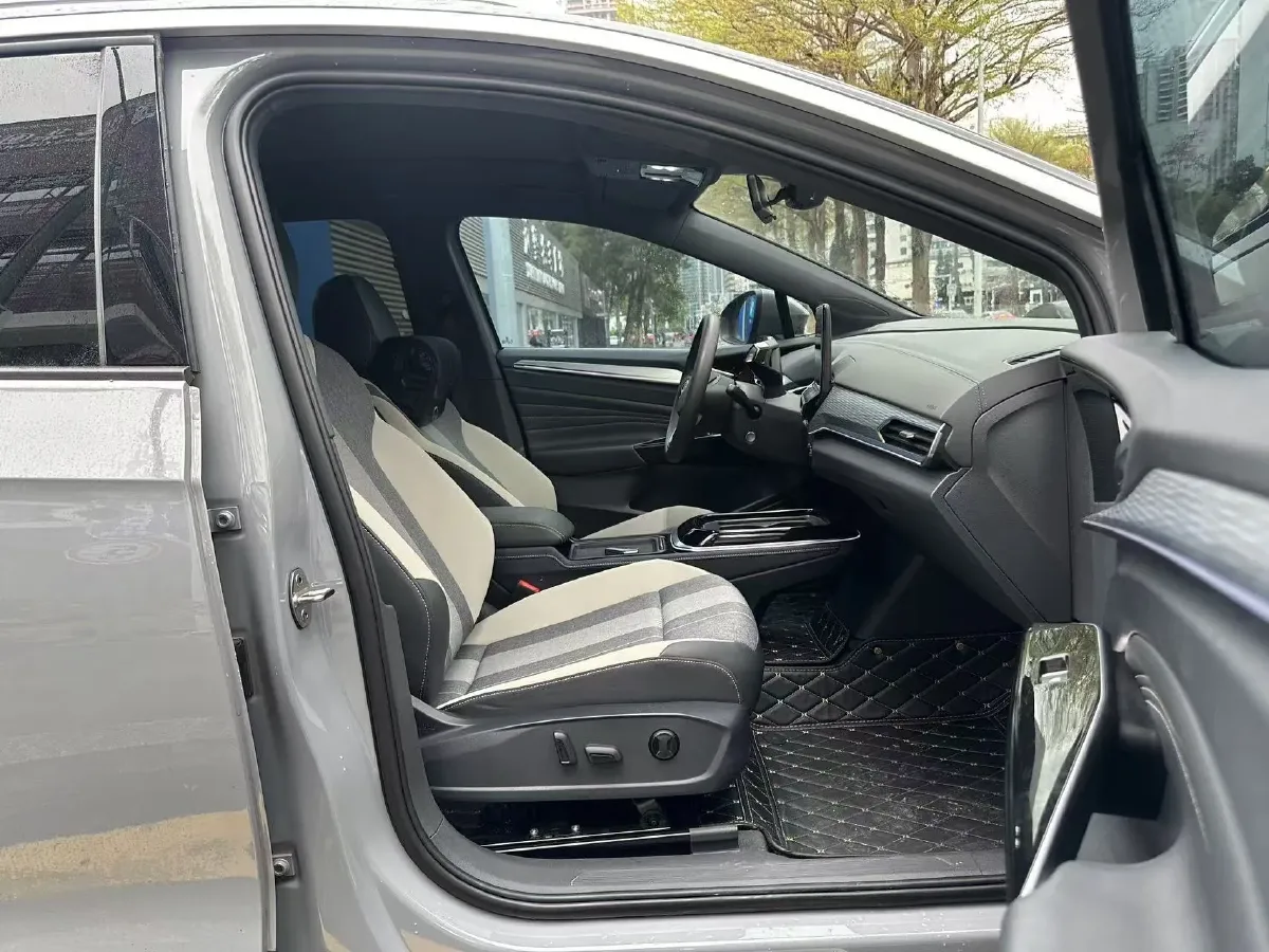 2024 Volkswagen ID.4 Crozz BEV 55.7KWH,autocango,china used car exporter,china ev exporter,chinese used car exporter,chinese used ev exporter