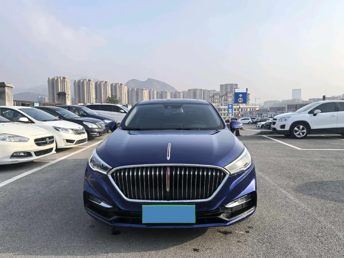 2020 HongQi H5 1.8T 197HP L4 6AT,autocango,china used car exporter,china ev exporter,chinese used car exporter,chinese used ev exporter