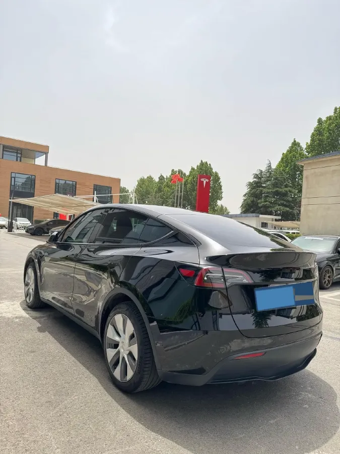 2022 Tesla Model Y BEV 60KWH,autocango,china used car exporter,china ev exporter,chinese used car exporter,chinese used ev exporter