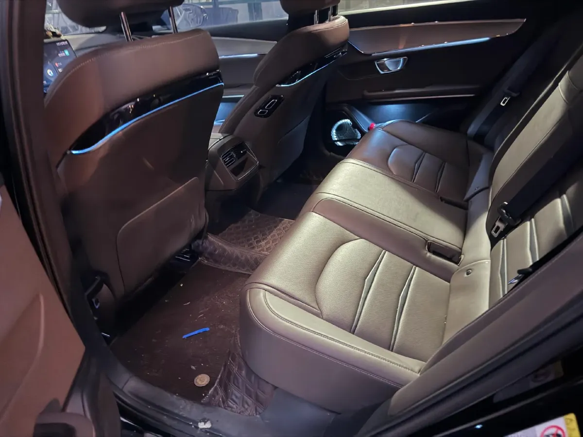 2020 WEY VV7 2.0T 227HP L4 7DCT PHEV,autocango,china used car exporter,china ev exporter,chinese used car exporter,chinese used ev exporter