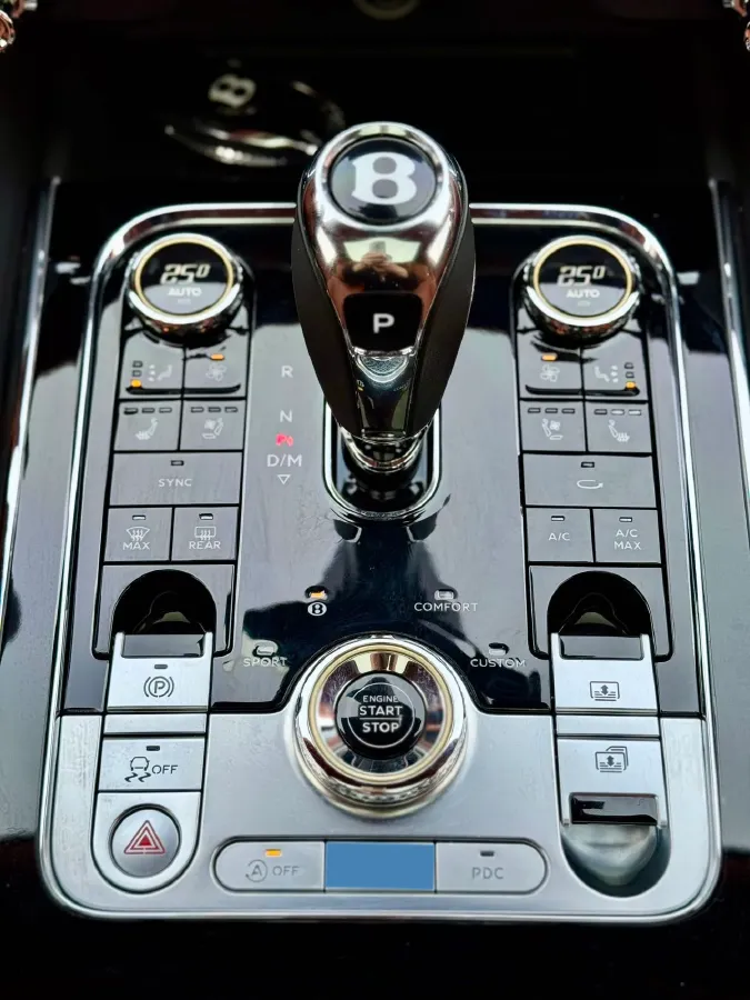 2022 Bentley Flying Spur 4.0T 550HP V8 8DCT,autocango,china used car exporter,china ev exporter,chinese used car exporter,chinese used ev exporter