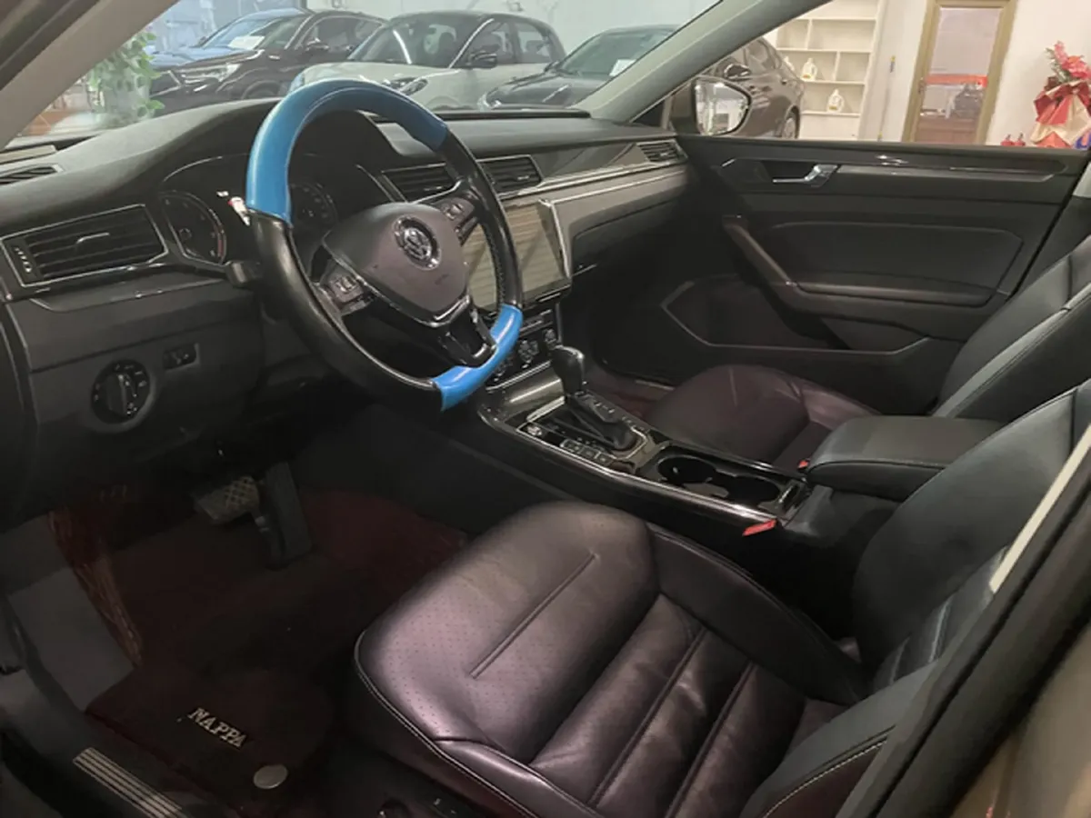 2017 Volkswagen Passat 1.8T 180HP L4 7DCT,autocango,china used car exporter,china ev exporter,chinese used car exporter,chinese used ev exporter