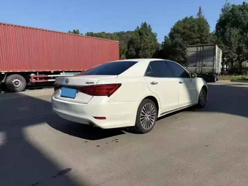 2018 Toyota Highlander 2.0T 220HP L4 6AT,autocango,china used car exporter,china ev exporter,chinese used car exporter,chinese used ev exporter