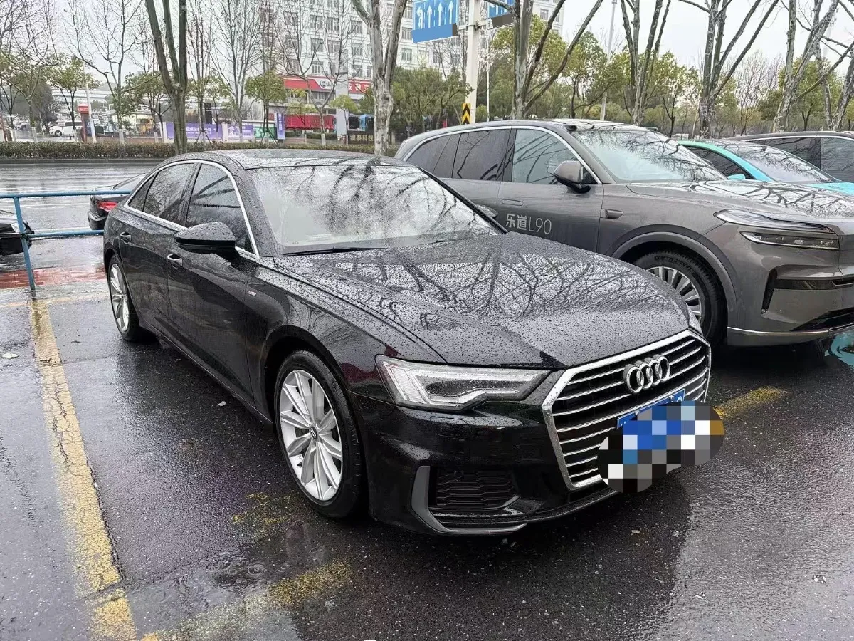 2021 Audi A6L 2.0T 224HP L4 7DCT,autocango,china used car exporter,china ev exporter,chinese used car exporter,chinese used ev exporter