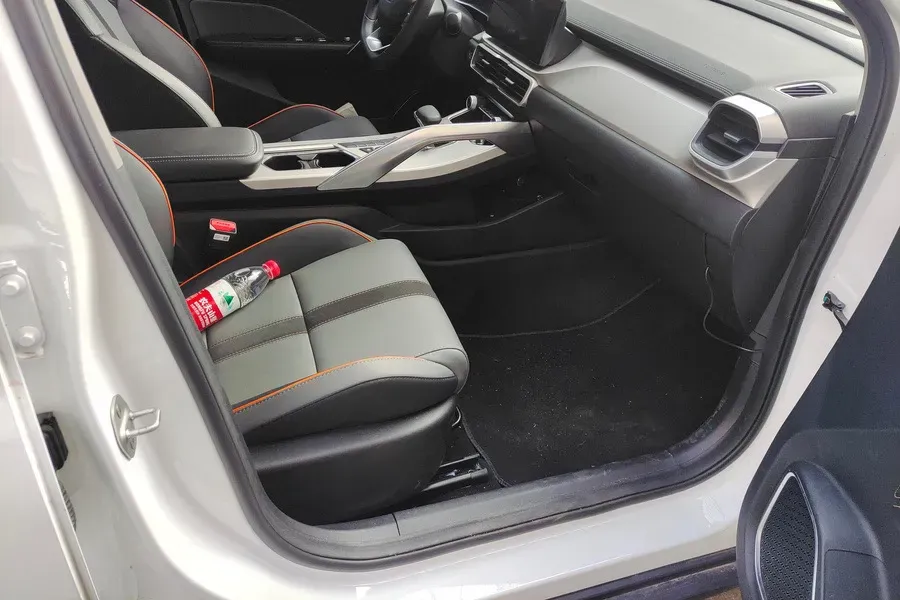 2024 Geely Coolray 1.5T 181HP L4 7DCT,autocango,china used car exporter,china ev exporter,chinese used car exporter,chinese used ev exporter