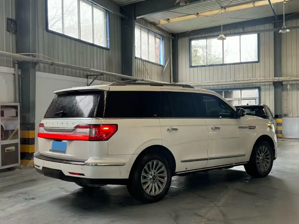 2018 Mercedes-Benz GLS Class 3.0T 333HP V6 9AT,autocango,china used car exporter,china ev exporter,chinese used car exporter,chinese used ev exporter