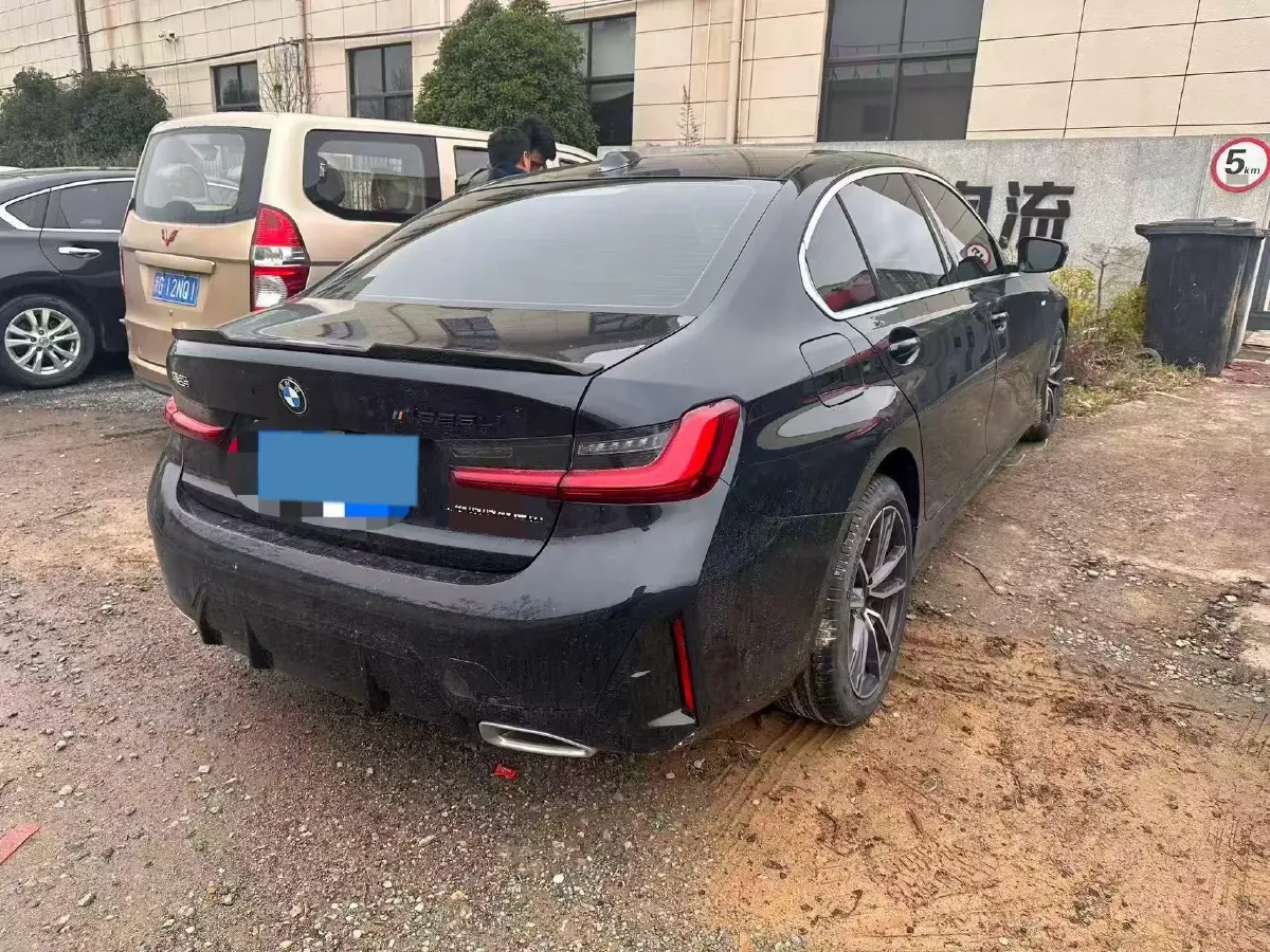 2025 BMW 3 Series 2.0T 184HP L4 8AT,autocango,china used car exporter,china ev exporter,chinese used car exporter,chinese used ev exporter