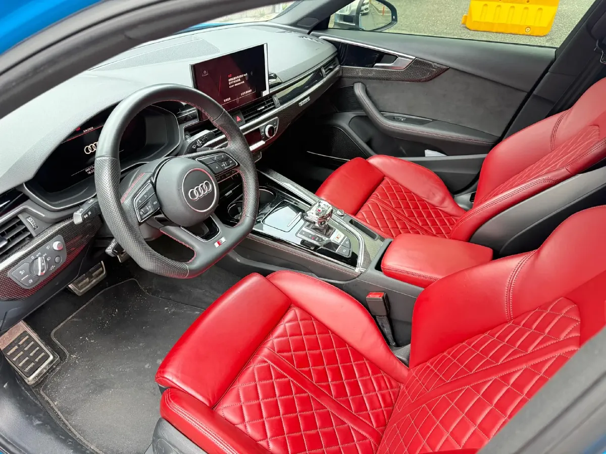 2020 Audi S4 3.0T 354HP V6 8AT,autocango,china used car exporter,china ev exporter,chinese used car exporter,chinese used ev exporter