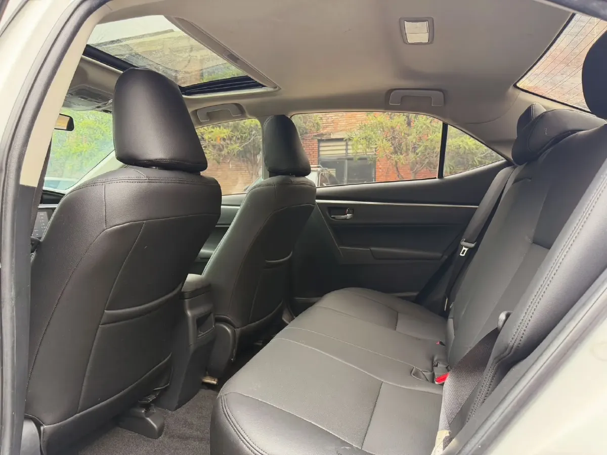 2017 Toyota Corolla 1.2T 116HP L4 CVT,autocango,china used car exporter,china ev exporter,chinese used car exporter,chinese used ev exporter