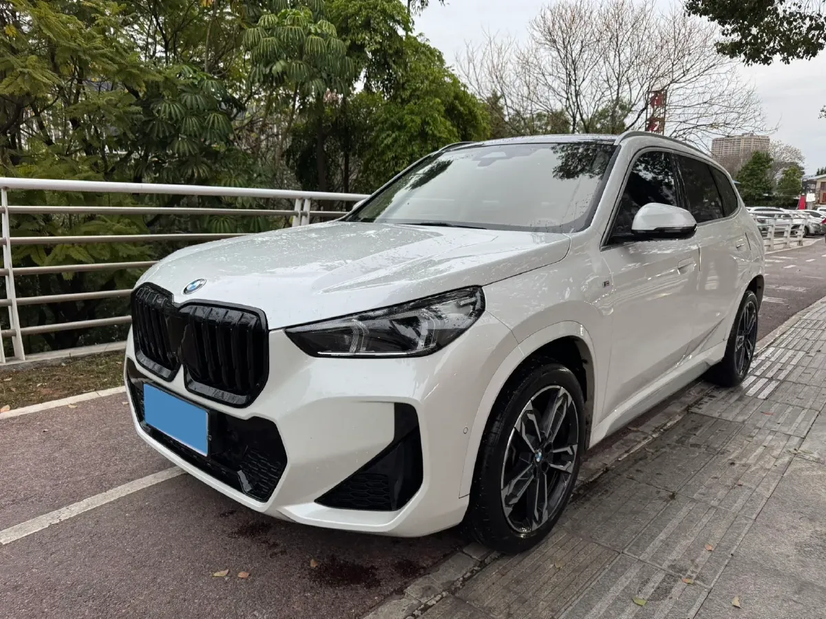 2024 BMW X1 2.0T 204HP L4 7DCT,autocango,china used car exporter,china ev exporter,chinese used car exporter,chinese used ev exporter
