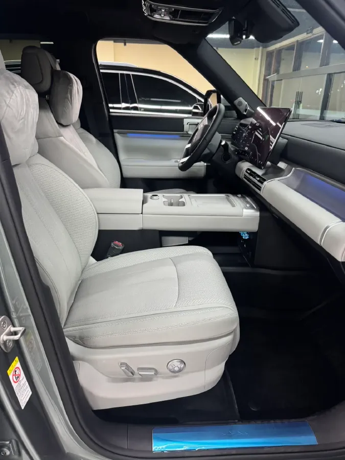 2025 FangChengBao Tai 7 1.5T 156HP L4 E-CVT PHEV,autocango,china used car exporter,china ev exporter,chinese used car exporter,chinese used ev exporter