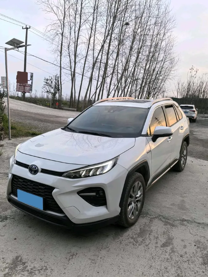 2022 Toyota Wildlander 2.5L 178HP L4 E-CVT Hybrid,autocango,china used car exporter,china ev exporter,chinese used car exporter,chinese used ev exporter