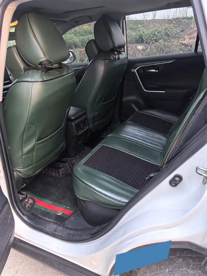 2022 Toyota Wildlander 2.5L 178HP L4 E-CVT Hybrid,autocango,china used car exporter,china ev exporter,chinese used car exporter,chinese used ev exporter