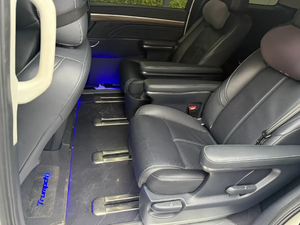 2023 GAC Trumpchi M8 2.0T 252HP L4 8AT,autocango,china used car exporter,china ev exporter,chinese used car exporter,chinese used ev exporter