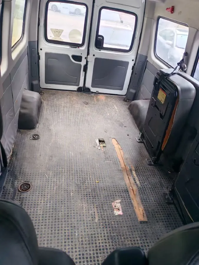 2018 MAXUS XinTu V80 2.5T 136HP L4 6MT,autocango,china used car exporter,china ev exporter,chinese used car exporter,chinese used ev exporter