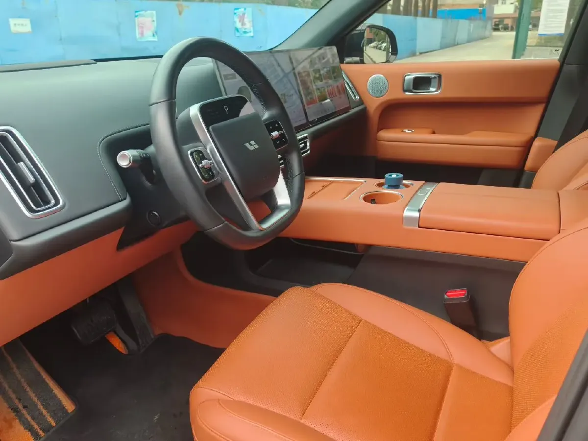 2024 Li L6 Range Extended 154HP L4 REEV 36.8KWH,autocango,china used car exporter,china ev exporter,chinese used car exporter,chinese used ev exporter