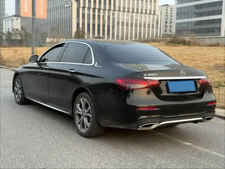 2023 Mercedes-Benz E Class 2.0T 258HP L4 9AT,autocango,china used car exporter,china ev exporter,chinese used car exporter,chinese used ev exporter