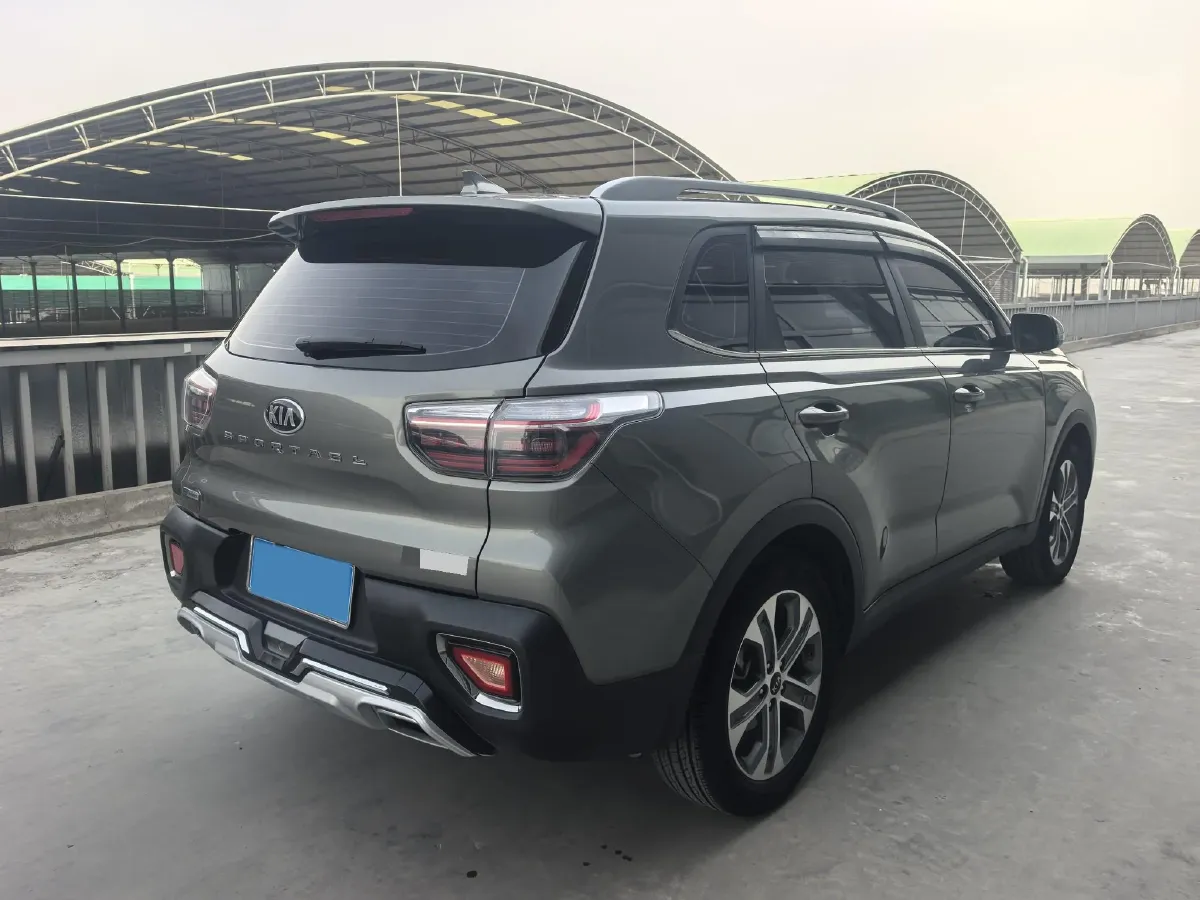 2018 Kia Sportage R 2.0L 160HP L4 6AT,autocango,china used car exporter,china ev exporter,chinese used car exporter,chinese used ev exporter