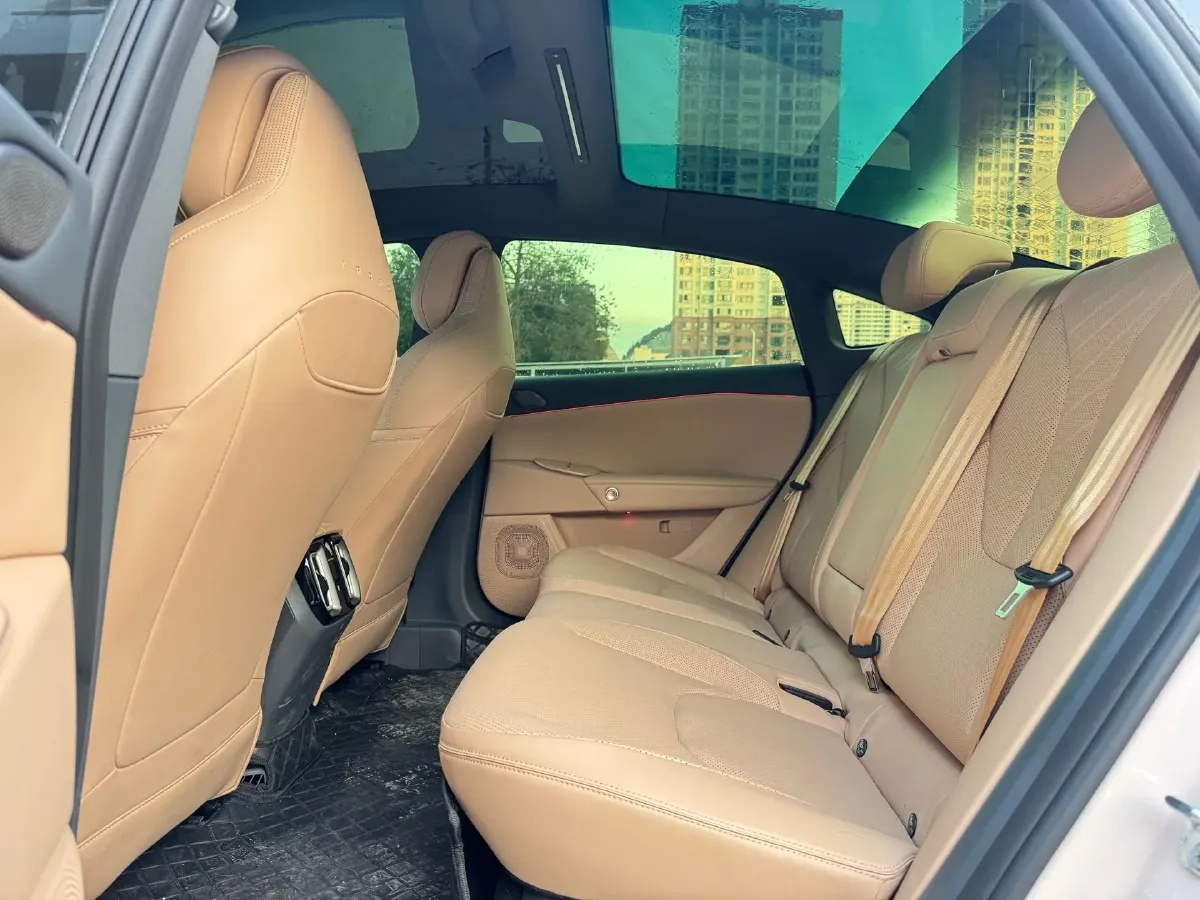 2025 ARCFOX αS5 BEV,autocango,china used car exporter,china ev exporter,chinese used car exporter,chinese used ev exporter