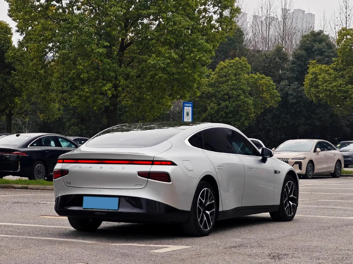 2023 Xpeng P7 BEV 86.2KWH,autocango,china used car exporter,china ev exporter,chinese used car exporter,chinese used ev exporter