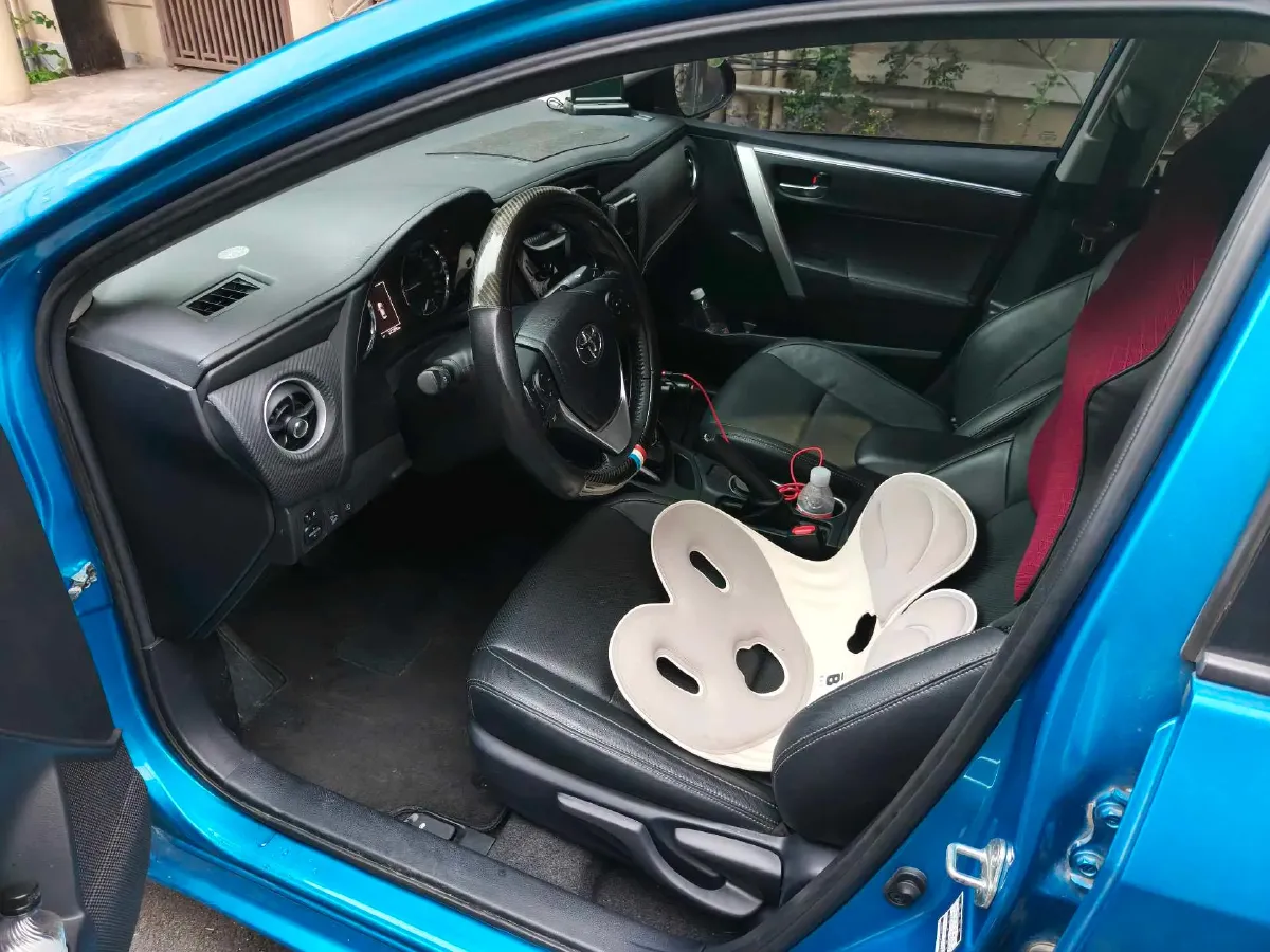 2019 Toyota Camry 2.5L 209HP L4 8AT,autocango,china used car exporter,china ev exporter,chinese used car exporter,chinese used ev exporter