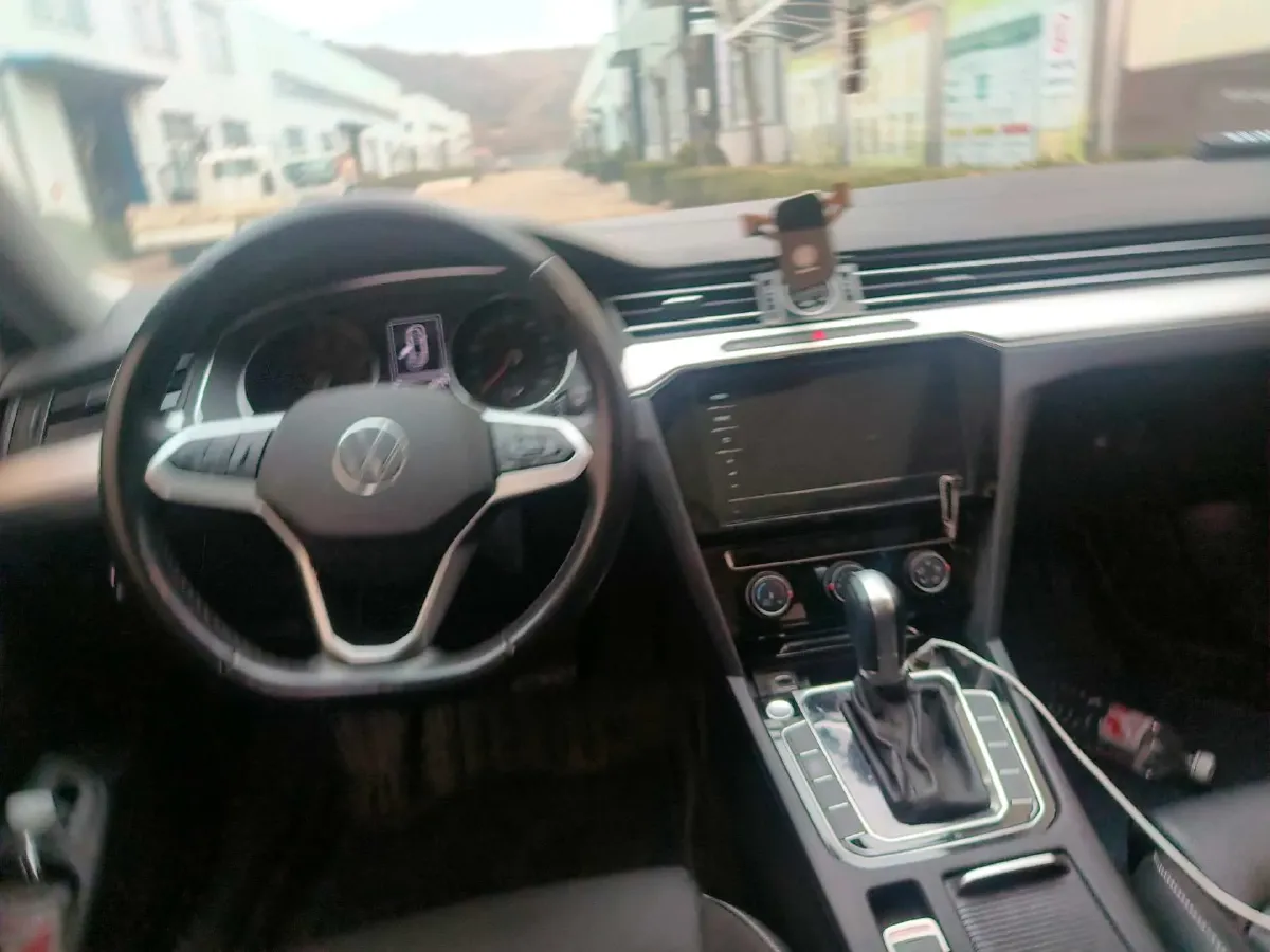 2020 Volkswagen Magotan 1.4T 150HP L4 7DCT,autocango,china used car exporter,china ev exporter,chinese used car exporter,chinese used ev exporter