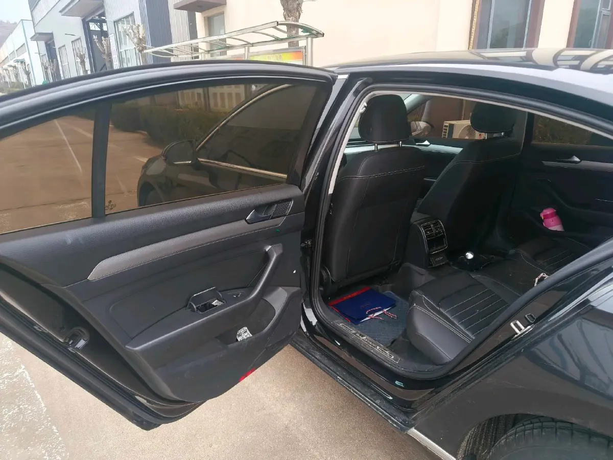 2020 Volkswagen Magotan 1.4T 150HP L4 7DCT,autocango,china used car exporter,china ev exporter,chinese used car exporter,chinese used ev exporter