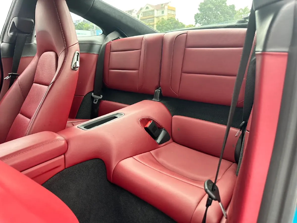 2016 Mercedes-Benz AMG GT 4.0T 462HP V8 7DCT,autocango,china used car exporter,china ev exporter,chinese used car exporter,chinese used ev exporter