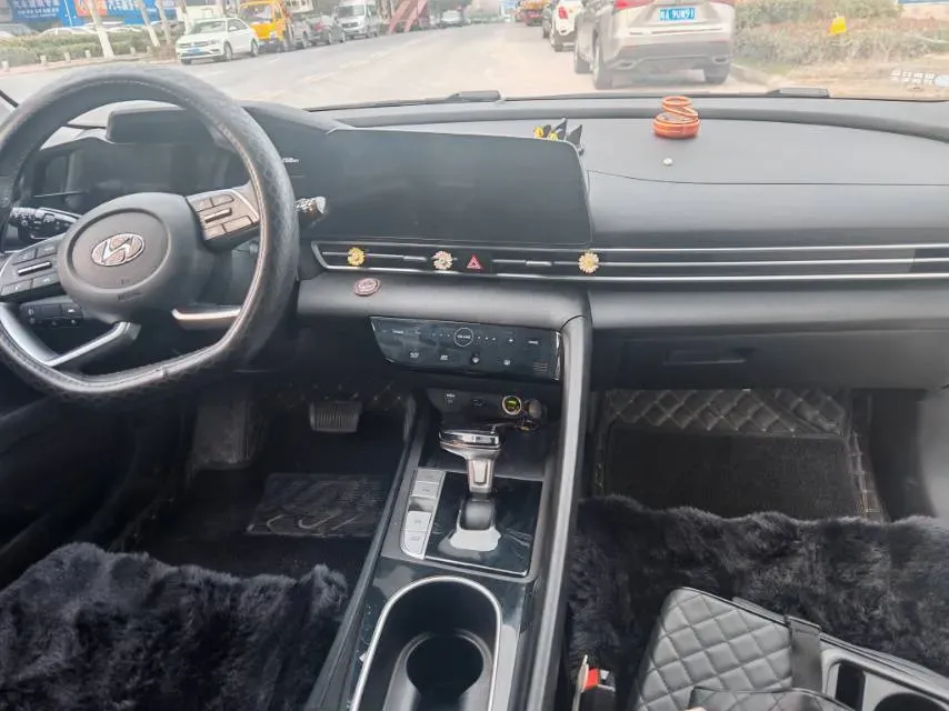 2021 Hyundai Elantra 1.5L 115HP L4 CVT,autocango,china used car exporter,china ev exporter,chinese used car exporter,chinese used ev exporter