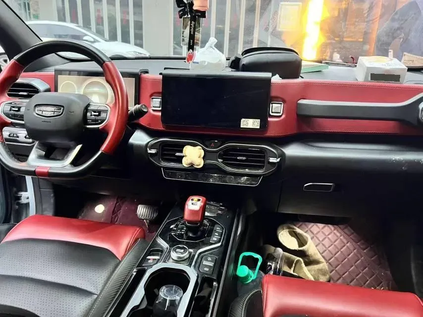 2020 Geely ICON 1.5T 177HP L3 7DCT,autocango,china used car exporter,china ev exporter,chinese used car exporter,chinese used ev exporter