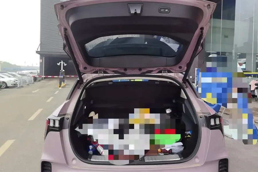 2023 LYNK&CO 03 1.5T 181HP L4 7DCT,autocango,china used car exporter,china ev exporter,chinese used car exporter,chinese used ev exporter