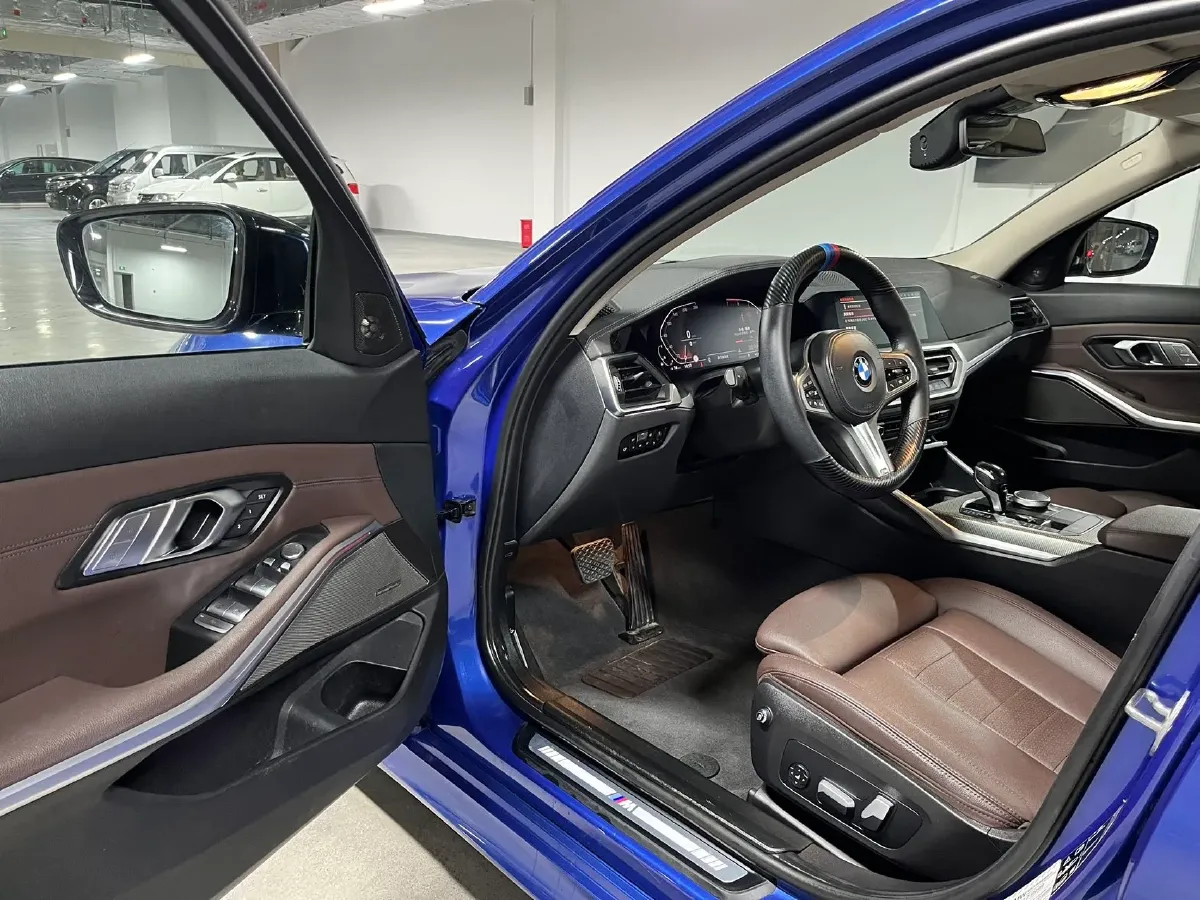 2020 BMW 3 Series 2.0T 258HP L4 8AT,autocango,china used car exporter,china ev exporter,chinese used car exporter,chinese used ev exporter