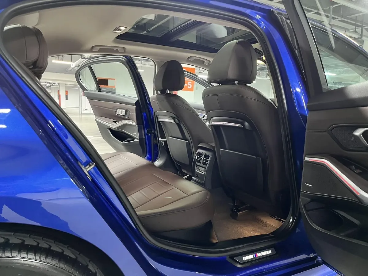 2020 BMW 3 Series 2.0T 258HP L4 8AT,autocango,china used car exporter,china ev exporter,chinese used car exporter,chinese used ev exporter