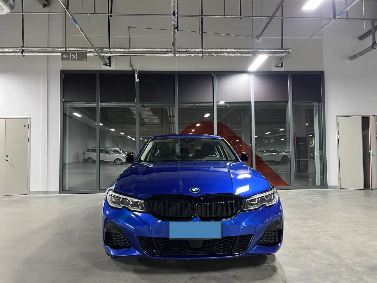 2020 BMW 3 Series 2.0T 258HP L4 8AT,autocango,china used car exporter,china ev exporter,chinese used car exporter,chinese used ev exporter