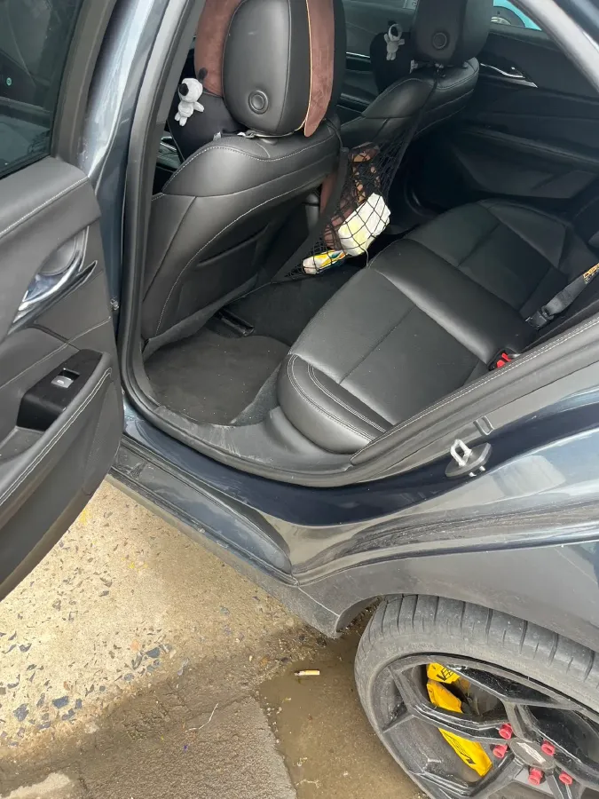 2022 Cadillac CT4 2.0T 237HP L4 8AT,autocango,china used car exporter,china ev exporter,chinese used car exporter,chinese used ev exporter