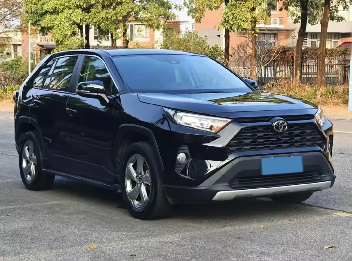 2021 Toyota RAV4 2.0L 171HP L4 CVT,autocango,china used car exporter,china ev exporter,chinese used car exporter,chinese used ev exporter