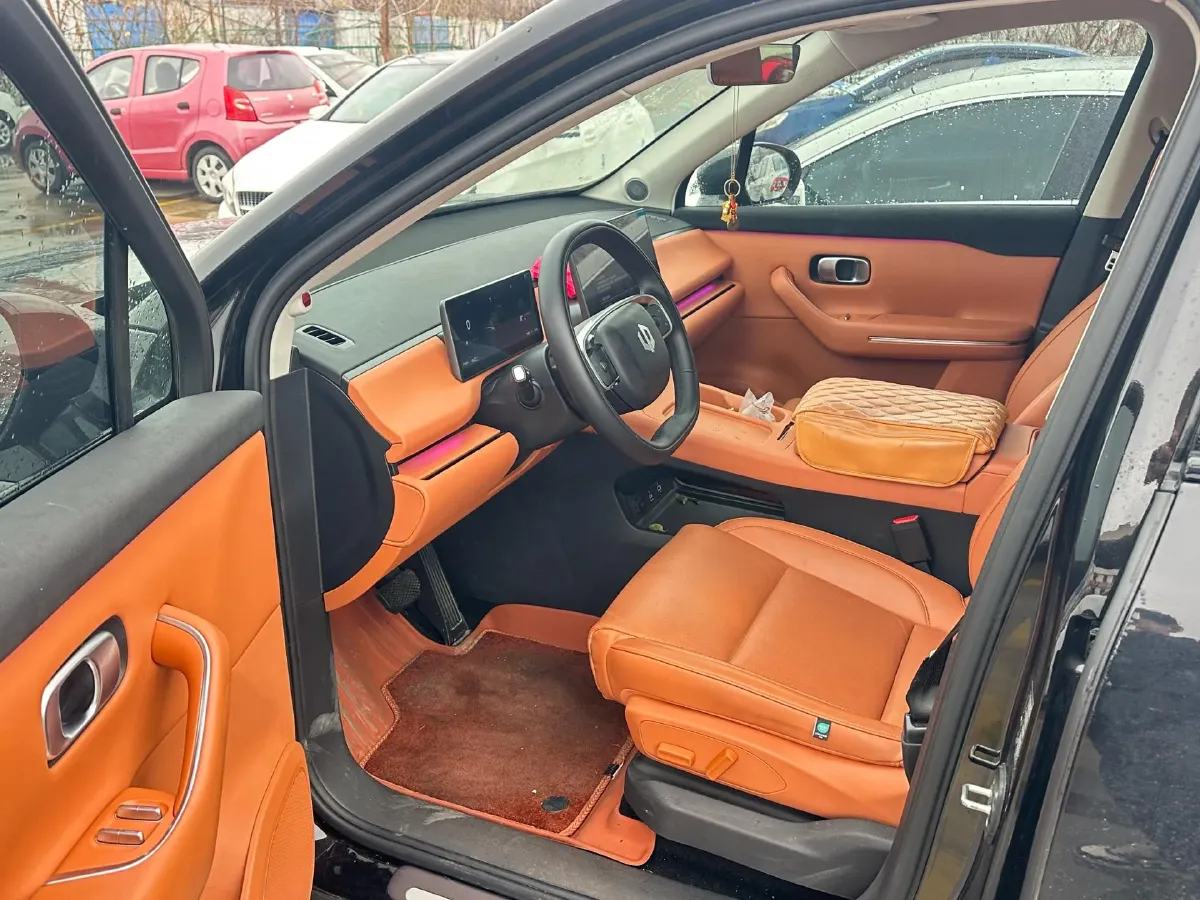 2024 Leapmotor C16 BEV 67.7KWH,autocango,china used car exporter,china ev exporter,chinese used car exporter,chinese used ev exporter